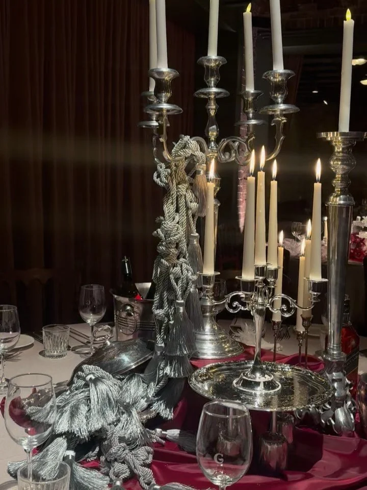 Facets of splendour 🥀🥀🥀

@bricax 
@bohemian_blooms 
@saltatelier_wedding 
@thegrounds @thegroundsevents 
@holysuga 

#weddingstyling #weddingstylist #weddingdesigner #weddingflorals #weddingflorist