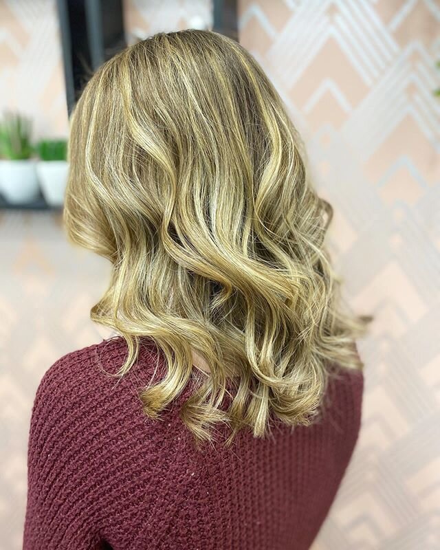 Cut + Color x Brittany. SWIPE to see the before 😍!