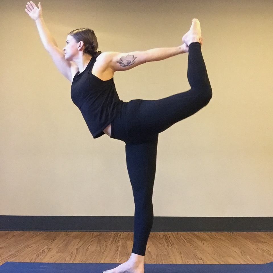 How to do Funky Flying Crow Pose — Alo Moves
