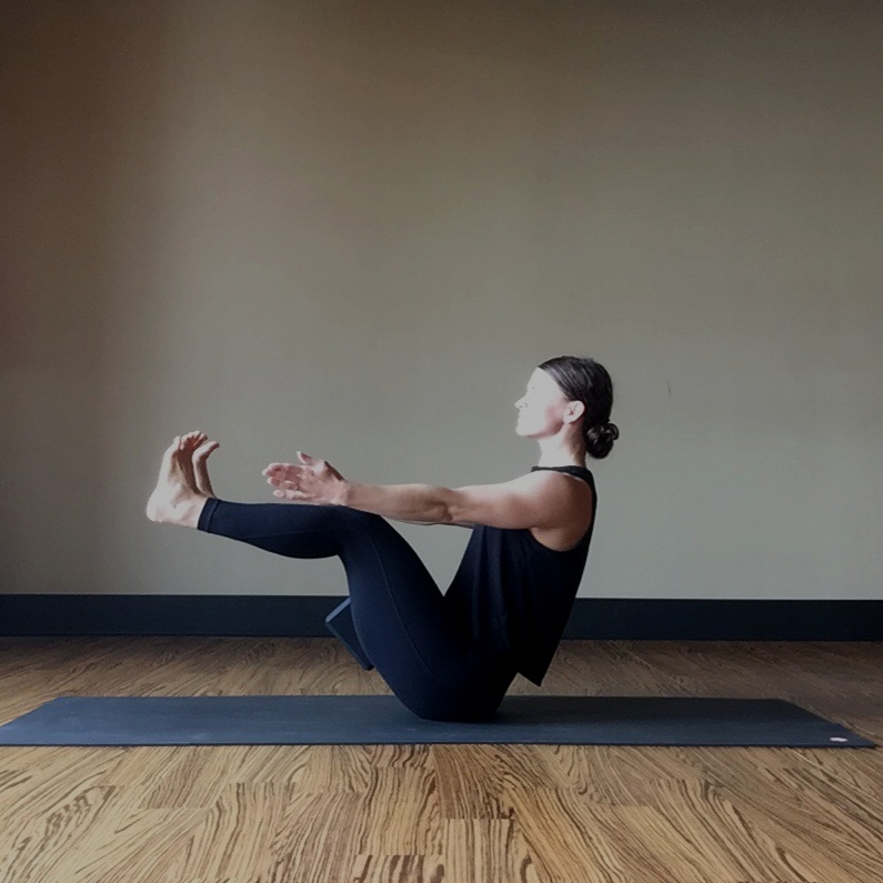 Vishwamitrasana-This pose is an incredible stress reliever. Opening the  side waist releases tension in the intercostal muscles (the muscles that  connect... | By Monu patelFacebook