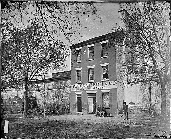 111-B-4687, National Archives Identifier: 528808.