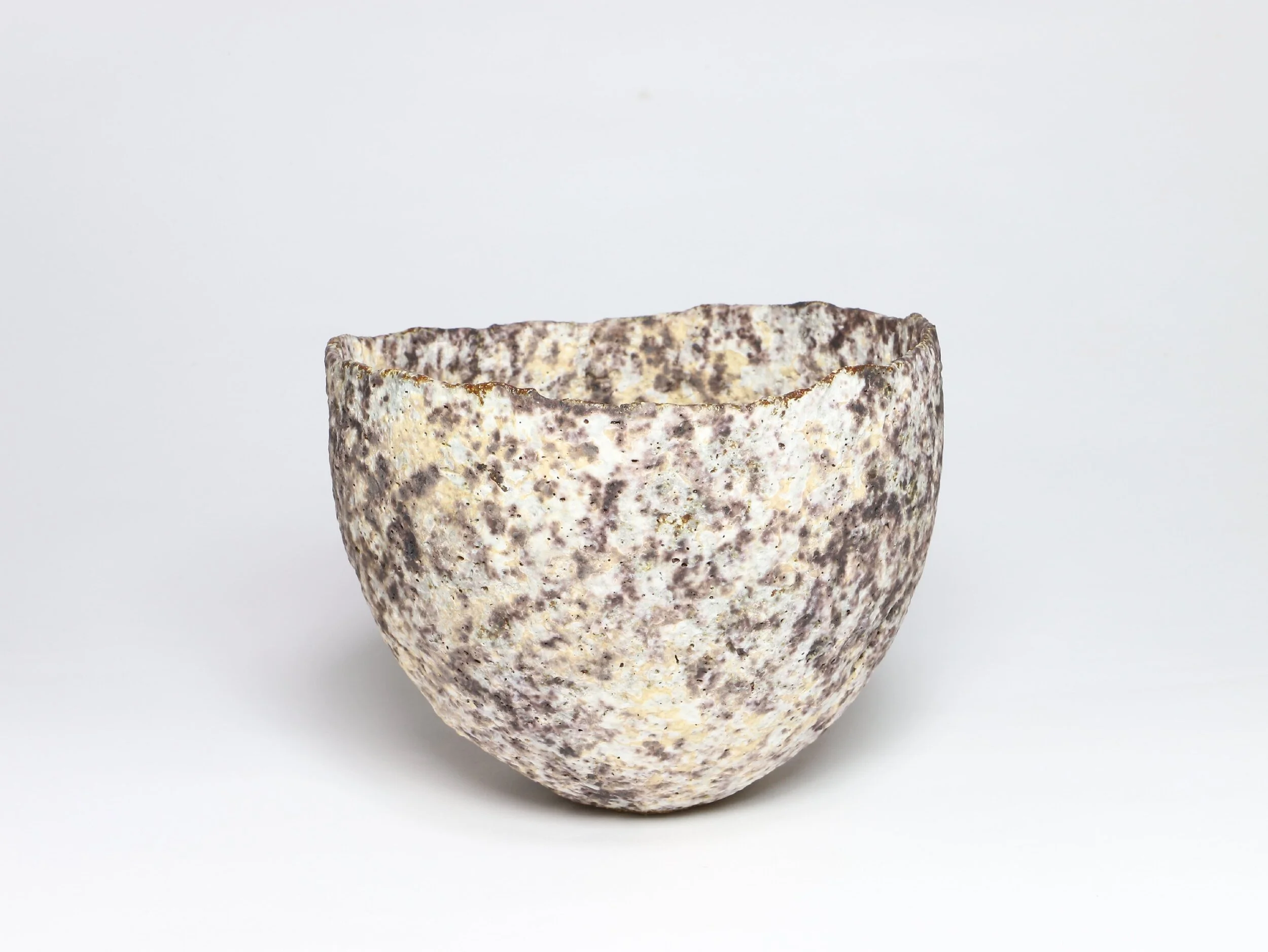 02 Small Speckled Bowl with Manganese 2.clb-min.JPG