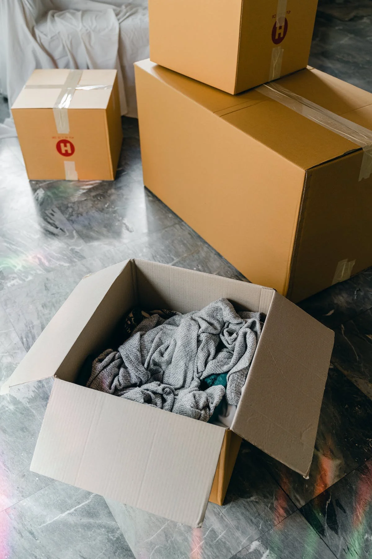 Junk Removal Before Your Chicago Move: The Complete Decluttering Guide