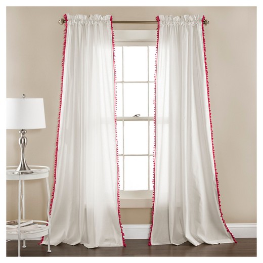 Target_pompomdrape_51382401.jpg