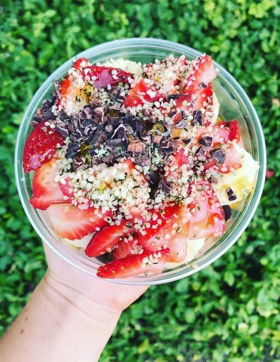 Best acai bowl with fruit in Hendersonville and Nashville