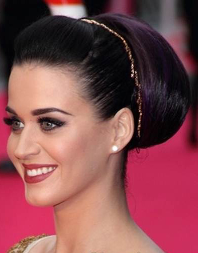 hair-retro-style-type-fashion-katyperry-makeup-hairstyle-big-bun-embellished.jpg