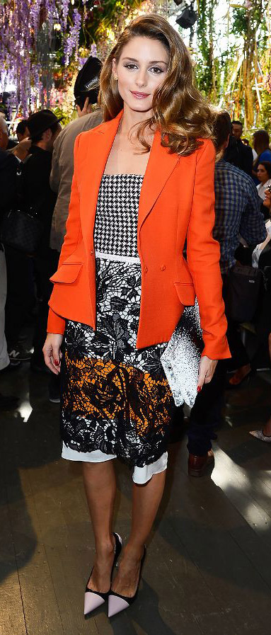 celebrity-trendsetter-style-type-fashion-oliviapalermo-orange-blazer-jacket-black-print-lace-skirt-pumps-clutch.jpg