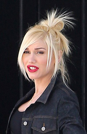 hair-rebel-grunge-style-type-gwenstefani-bun-bangs-spiky-bun-funky.jpg