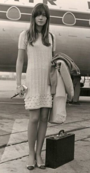 detail-classic-style-type-francoisehardy-white-dress-jetsetter-flats.jpg