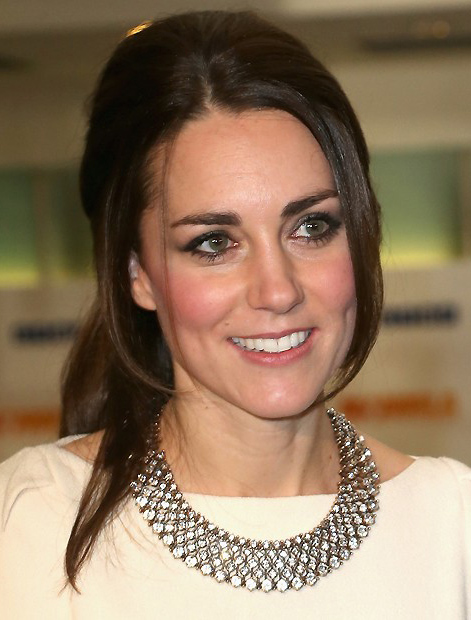 jewelry-classic-style-type-katemiddleton-necklace-statement-collar.jpg