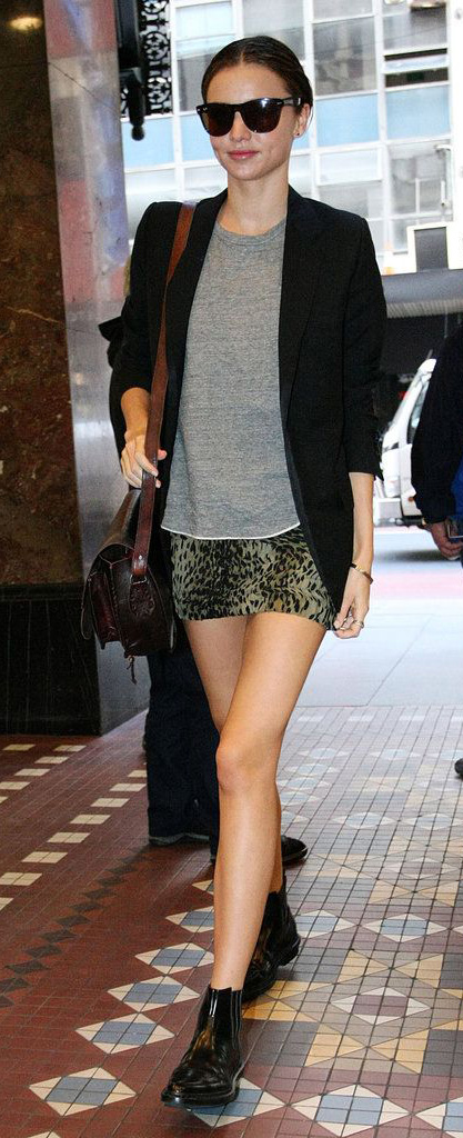 grayl-mini-skirt-grayl-sweater-black-jacket-blazer-brown-bag-sun-bun-leopard-wear-style-fashion-fall-winter-mirandakerr-black-shoe-booties-hairr-classic-lunch.jpg