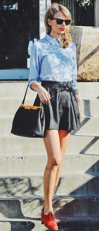 black-mini-skirt-blue-light-top-collared-shirt-black-bag-sun-red-shoe-brogues-taylorswift-spring-summer-blonde-lunch.jpg