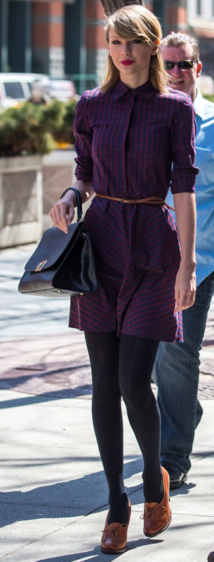 purple-royal-dress-cognac-shoe-booties-skinny-belt-black-bag-shirt-wear-style-fashion-fall-winter-taylorswift-new-york-street-celebrity-blonde-work.jpg