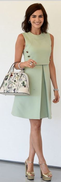 green-light-dress-aline-boxpleat-white-bag-tan-shoe-pumps-hoops-camillabelle-brun-spring-summer-lunch.jpg