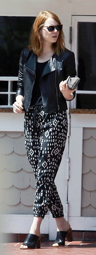 black-joggers-pants-black-tee-black-jacket-moto-black-shoe-mules-sun-emmastone-wear-style-fashion-fall-winter-print-hairr-lunch.jpg