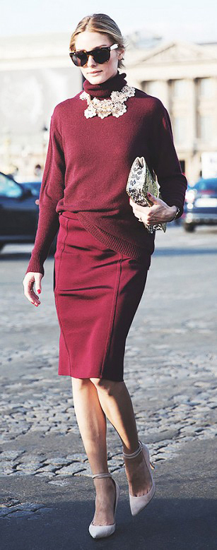 r-burgundy-pencil-skirt-burgundy-sweater-turtleneck-necklace-tan-shoe-pumps-sun-bun-tan-bag-clutch-oliviapalermo-hairr-howtowear-fashion-style-outfit-fall-winter-holiday-dinner.jpg