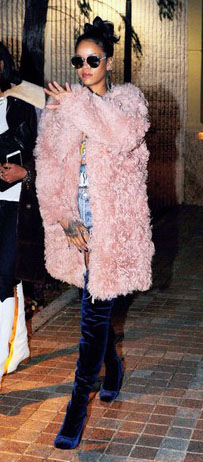 white-dress-zprint-grap-pink-light-jacket-coat-fur-purple-royal-boots-howtowear-fashion-style-outfit-fall-winter-mini-fuzz-rihanna-celebrity-sun-brunette-dinner.jpg