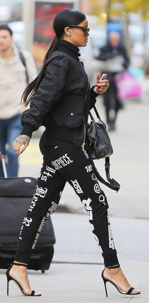 black-joggers-pants-zprint-black-jacket-bomber-pony-sun-black-bag-black-shoe-sandalh-wear-style-fashion-fall-winter-brun-rihanna-nightout-dinner.jpg