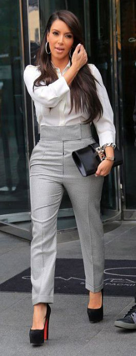 grayl-slim-pants-highwaist-white-top-blouse-hoops-black-shoe-pumps-black-bag-kimkardashian-brun-fall-winter-work.jpg