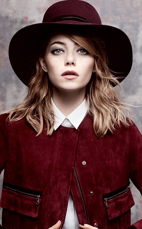 what-to-wear-round-face-shape-style-haircut-sunglasses-hat-earrings-jewelry-emmastone-wavy-red.jpg