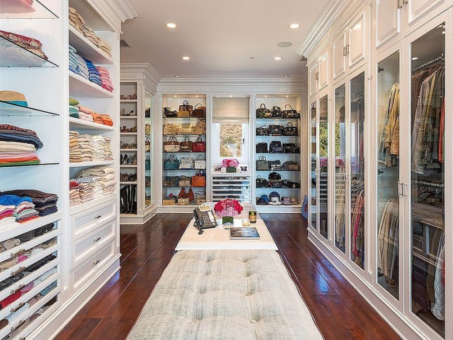 how-to-organize-your-clothes-wardrobe-storage-shelves-handbags-shoes-folded-pretty-walkin-dressing-room-white-wood.jpg