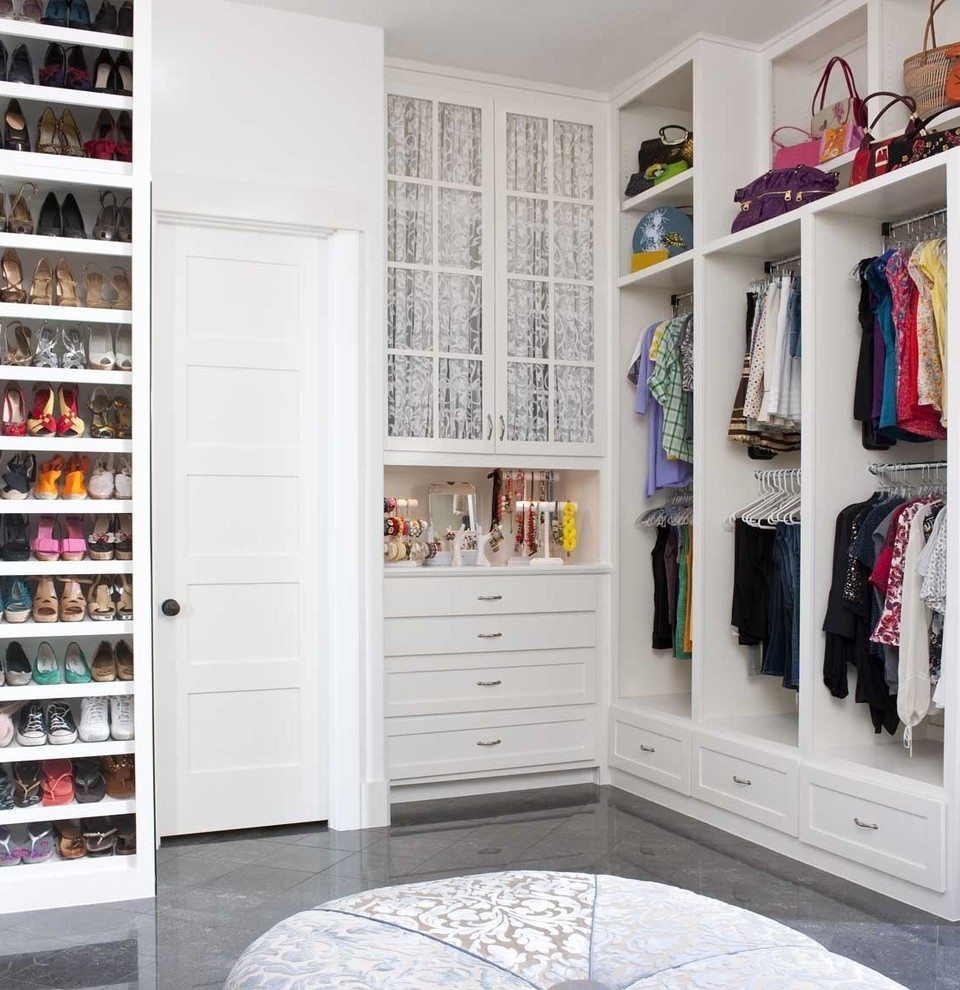 how-to-organize-your-clothes-wardrobe-storage-shelves-handbags-shoes-folded-transparent-boxes-offseason-white-highceilings.jpg