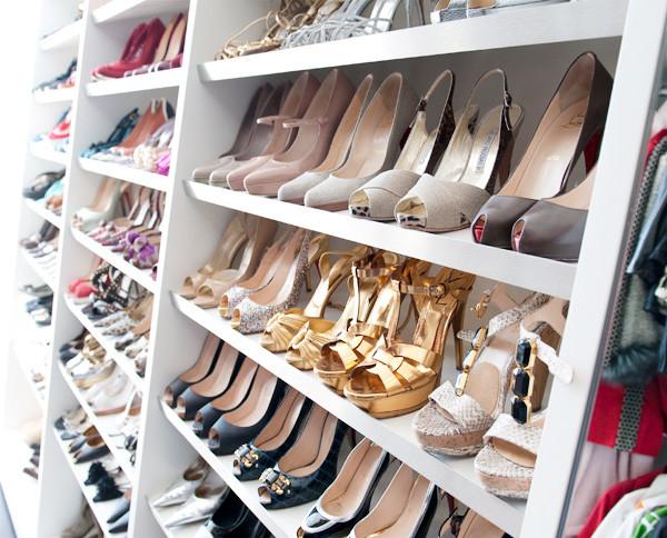 shelves-shoes-closet-wardrobe-storage-how-to-stack-floor-angled-pumps-flats-sandals.jpg