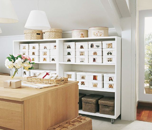 boxes-shoes-closet-wardrobe-storage-how-to-stack-floor-longterm.jpg