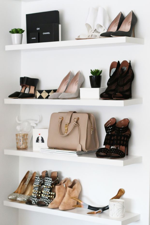 display-shelves-shoes-closet-wardrobe-storage-how-to-stack-floor-books-handbags-mix-purses-handbags.jpg