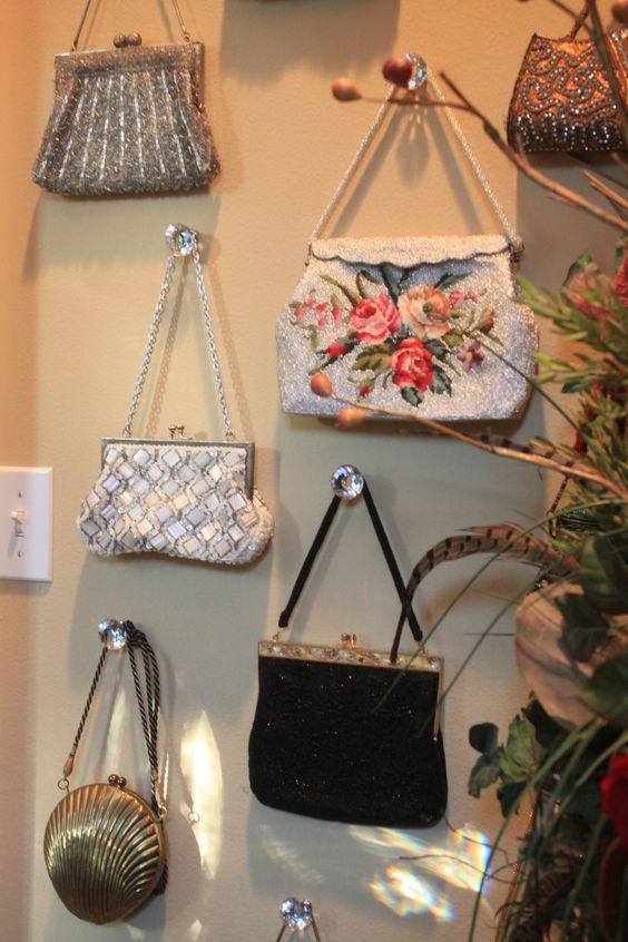 how-to-organize-your-handbags-closet-shelves-wall-hooks-display.jpg