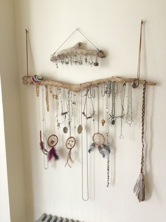 pretty-display-how-to-organize-jewelry-closet-wardrobe-earrings-rings-necklaces-storage-hang-up.jpg