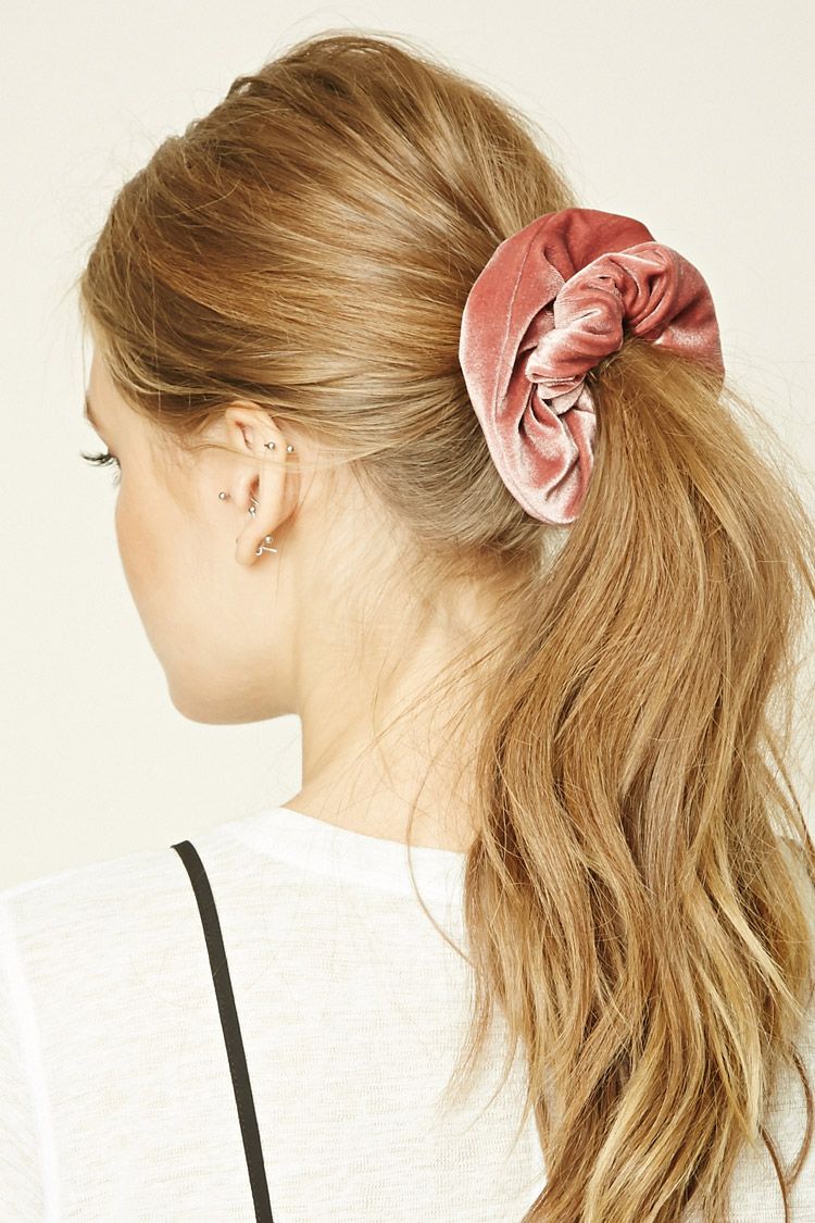 The Ultimate Guide to Scrunchies HOWTOWEAR Fashion