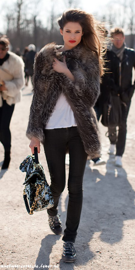 Brown Fur Coats Howtowear Fashion, Dark Brown Fur Coat Outfit