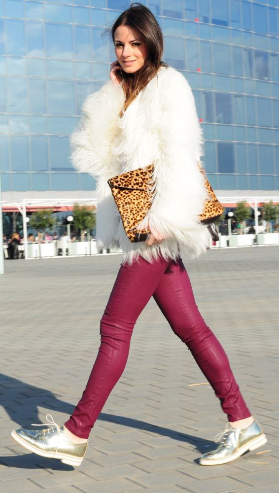 White fur coats  HOWTOWEAR Fashion