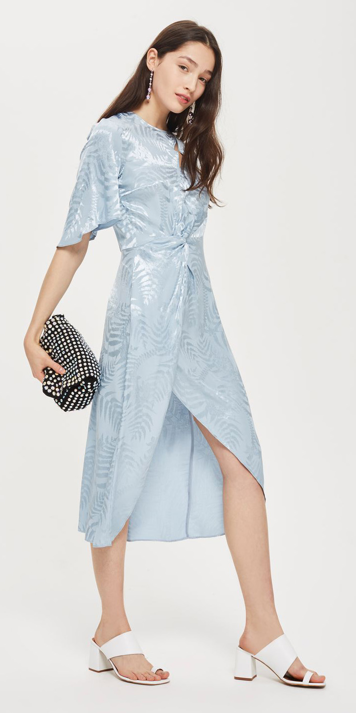 Light blue wrap dresses | HOWTOWEAR Fashion