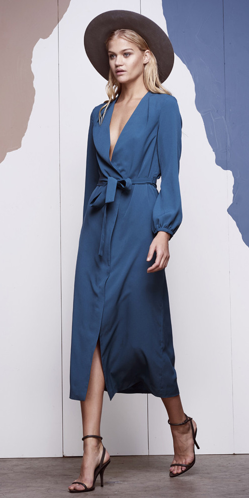 Navy blue wrap dresses | HOWTOWEAR Fashion