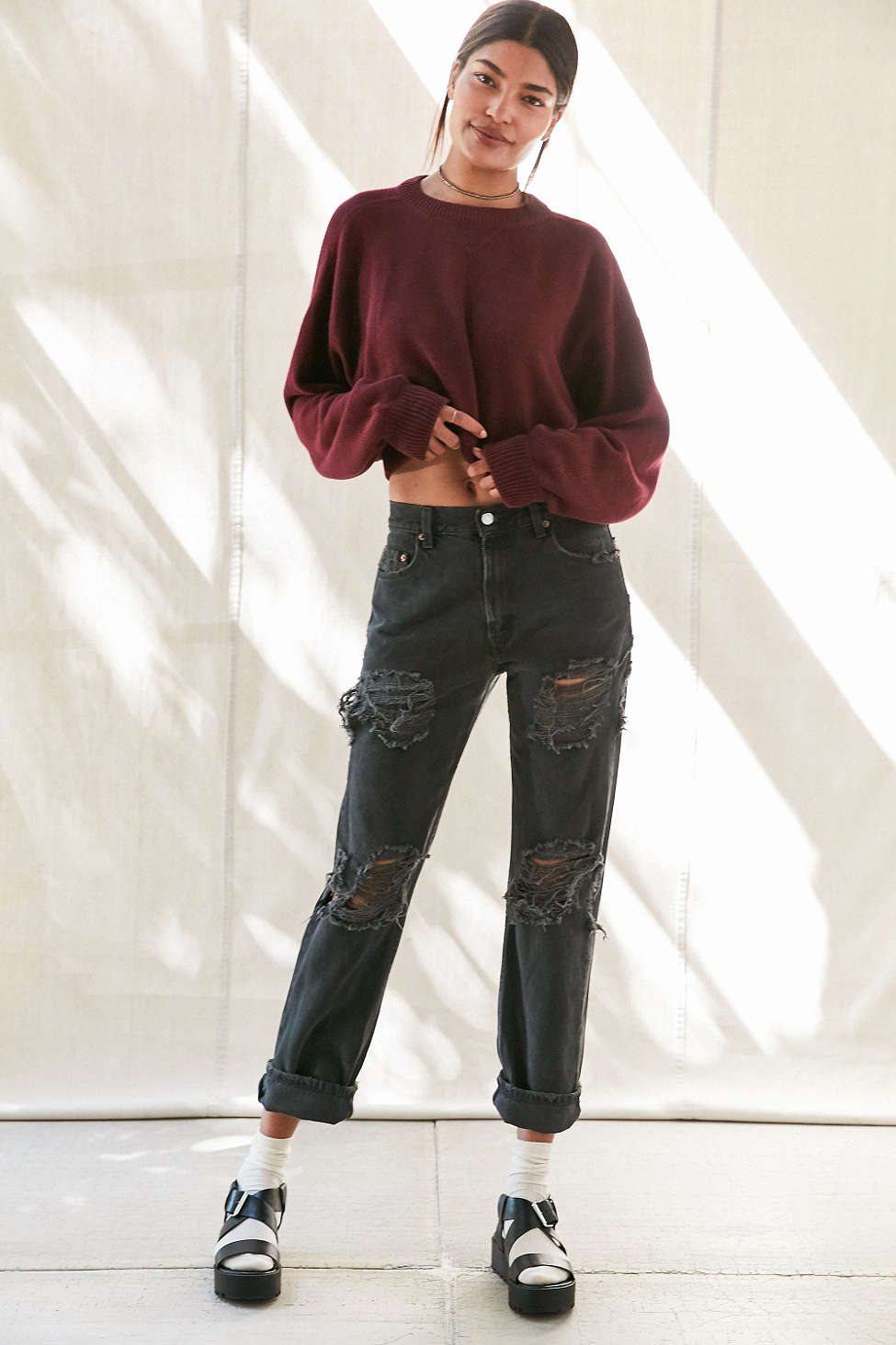 Black boyfriend jeans | HOWTOWEAR Fashion