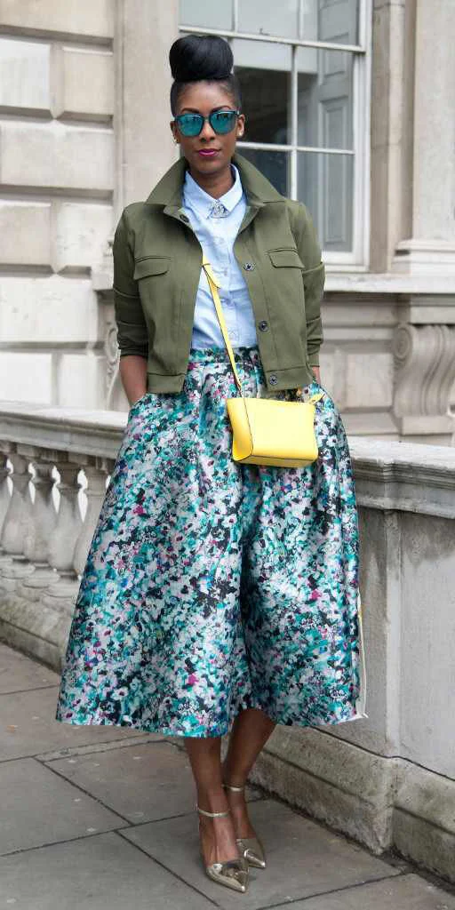 How to wear a yellow bag HOWTOWEAR Fashion