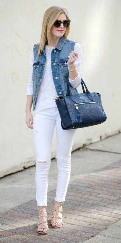 Spring Summer Outfits: white, navy, and a Pochette Métis Handbag