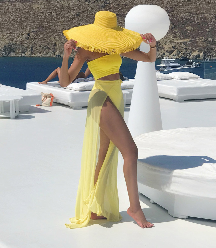 what-to-wear-in-greece-pack-travel-suitcase-dress-hat-trip-vacation-style-wardrobe-greek-ry-in-Greece.jpg