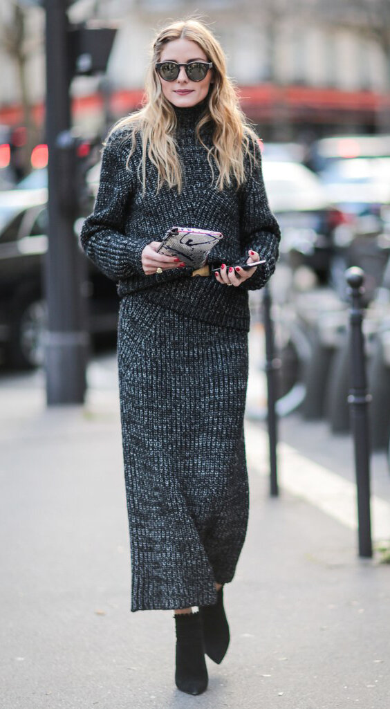grayd-midi-skirt-matchset-blonde-black-shoe-booties-grayd-sweater-oliviapalermo-fall-winter-work.jpg
