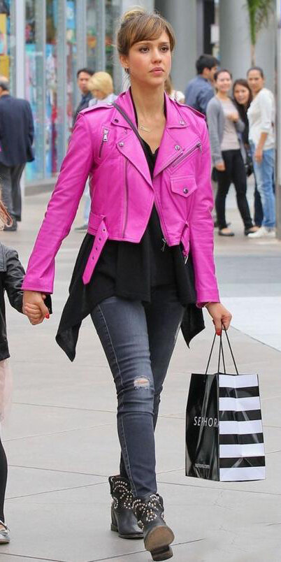 pink-magenta-jacket-moto-hairr-black-shoe-booties-jessicaalba-fall-winter-weekend.jpg