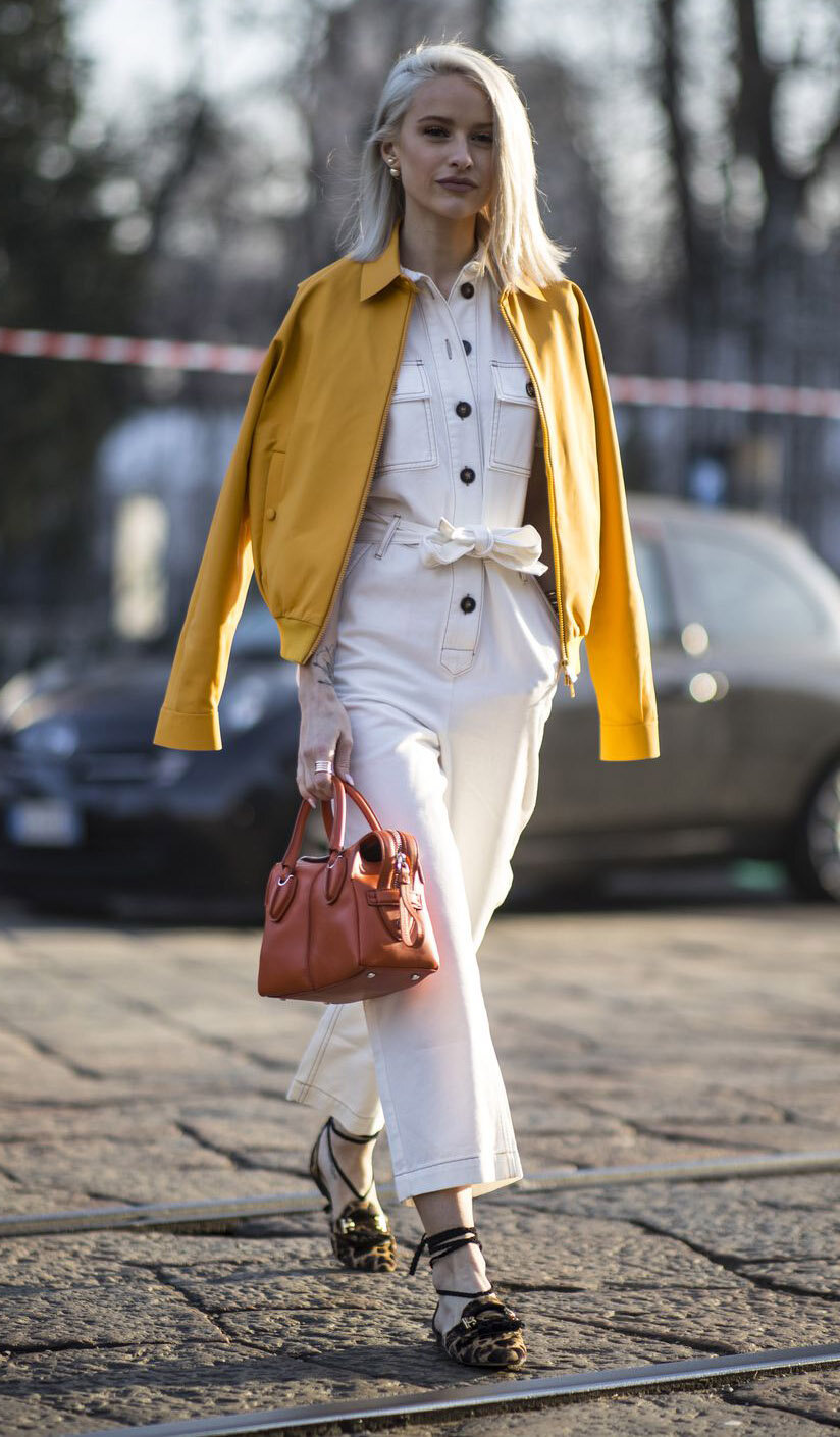 white-jumpsuit-yellow-jacket-bomber-cognac-bag-tan-shoe-flats-leopard-print-spring-summer-grayhair-lunch-victoriamagrath.jpg