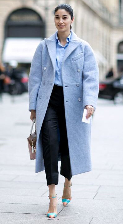 black-slim-pants-blue-light-collared-shirt-blue-light-jacket-coat-blue-shoe-pumps-brun-pony-spring-work.jpg