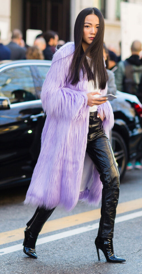 black-skinny-jeans-leather-black-shoe-booties-purple-light-jacket-coat-fur-fuzz-fall-winter-brun-lunch.jpg