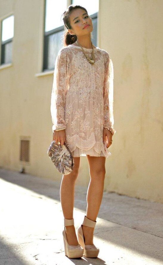 tan-dress-lace-sheer-mini-bib-necklace-tan-shoe-pumps-brun-pony-fall-winter-holiday-christmas-outfits-dinner-mono.jpg