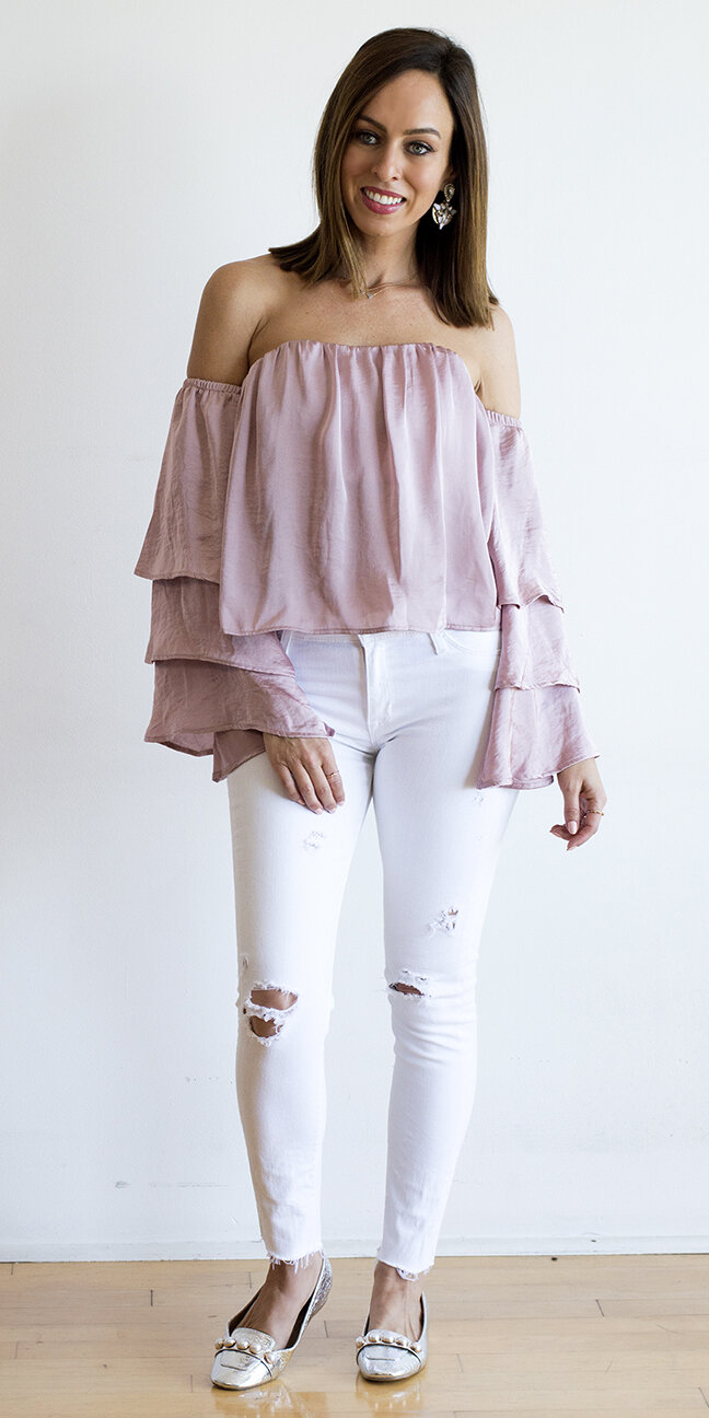 white-skinny-jeans-pink-light-top-offshoulder-hairr-lob-earrings-gray-shoe-flats-spring-summer-lunch.jpg