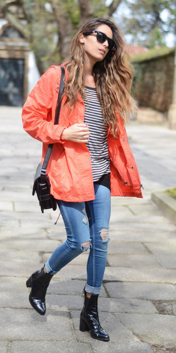 blue-med-skinny-jeans-grayd-tee-stripe-black-shoe-booties-black-bag-hairr-sun-orange-jacket-coat-parka-fall-winter-outfit-weekend.jpg