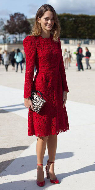 red-dress-lace-valentinesday-party-night-out-holiday-aline-red-shoe-pumps-fall-winter-hairr-dinner.jpg