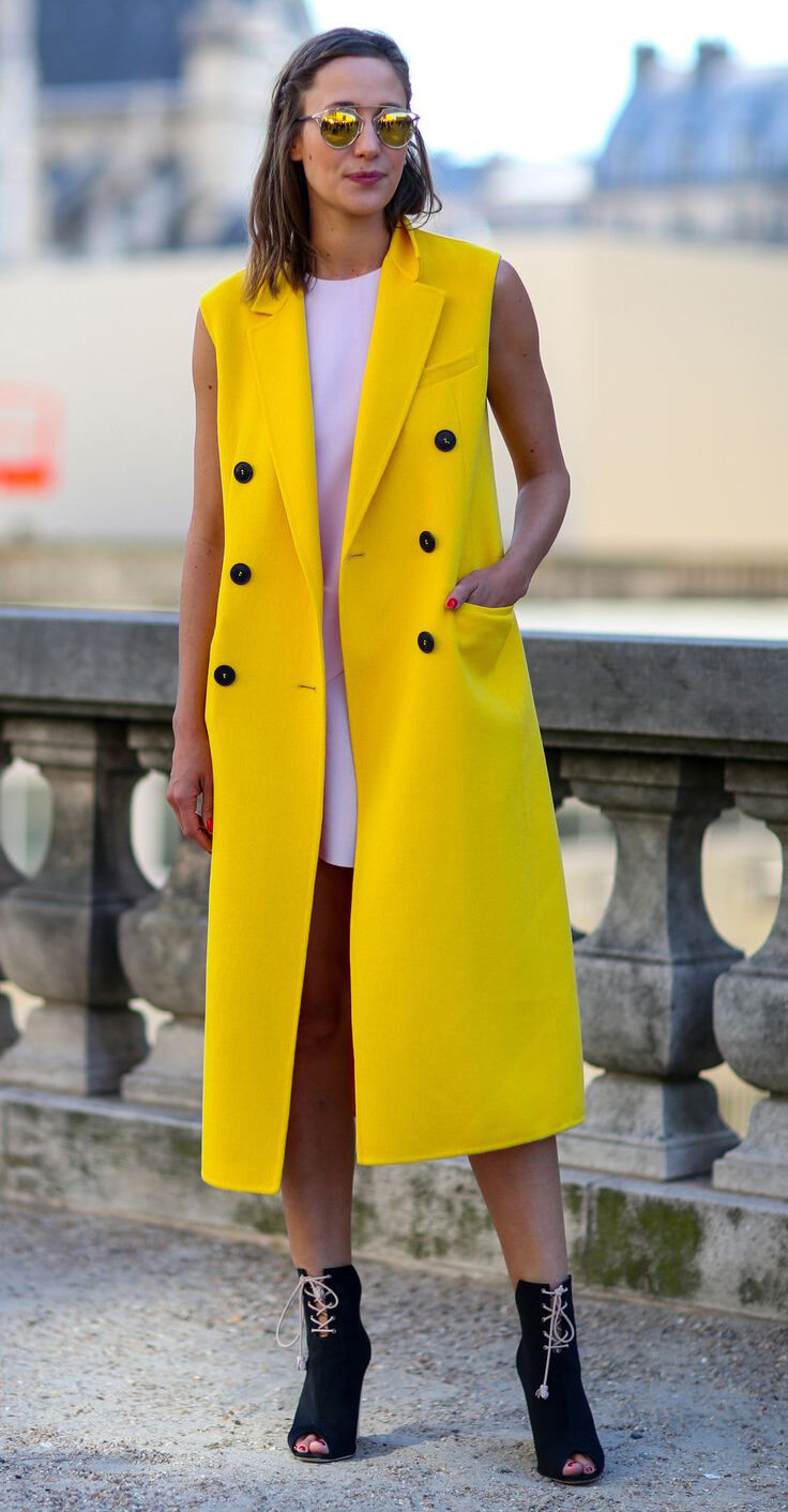 white-dress-mini-hairr-yellow-vest-tailor-black-shoe-booties-neon-spring-summer-dinner.jpg